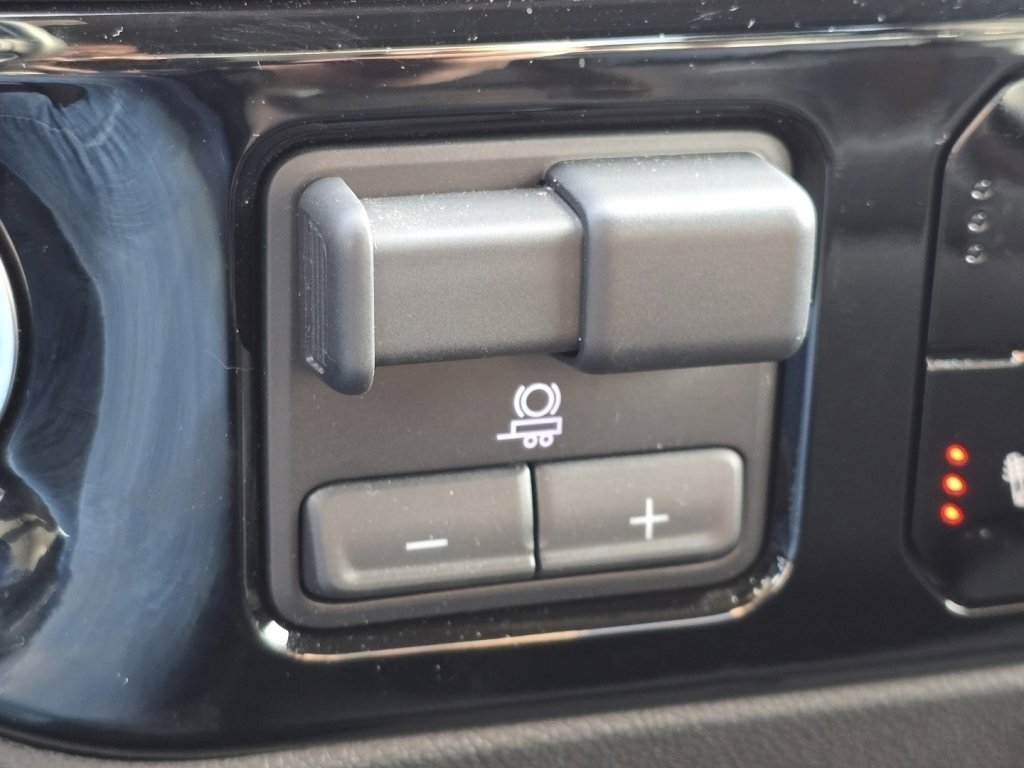 Used 2025 Chevrolet Silverado 3500 LT w/ Trail Boss Package image 24