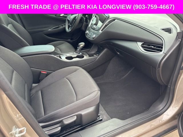 Used 2025 Chevrolet Malibu LS image 10