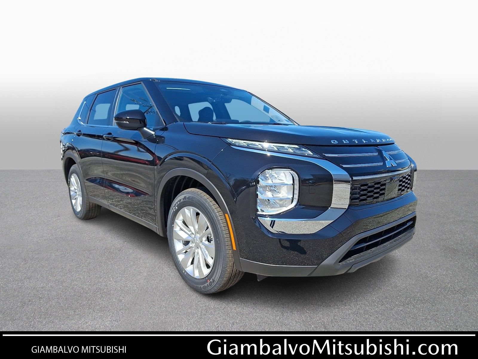 New 2026 Mitsubishi Outlander ES