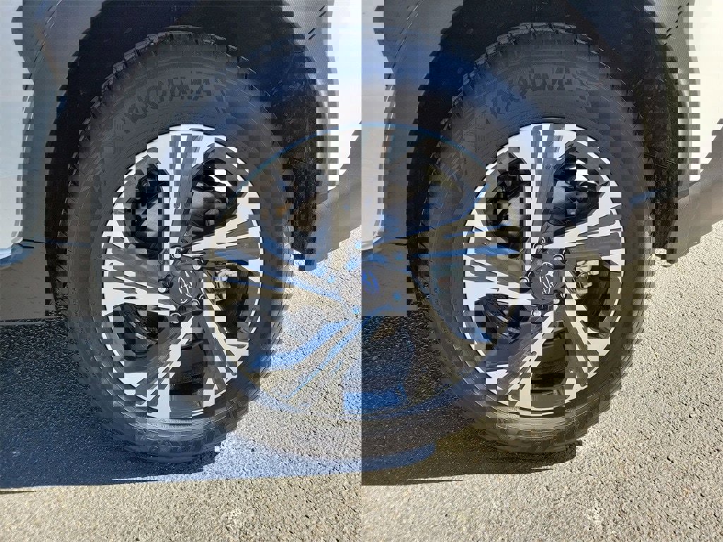 Certified 2024 Subaru Crosstrek 2.0i Premium image 11