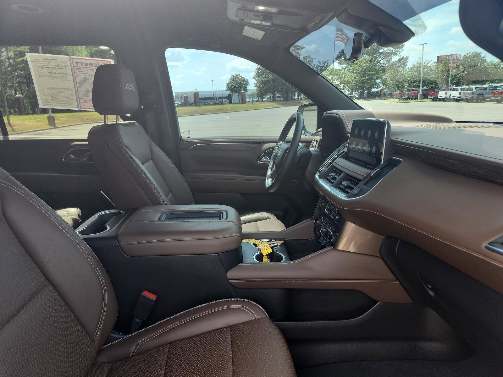 Used 2021 Chevrolet Suburban High Country image 8