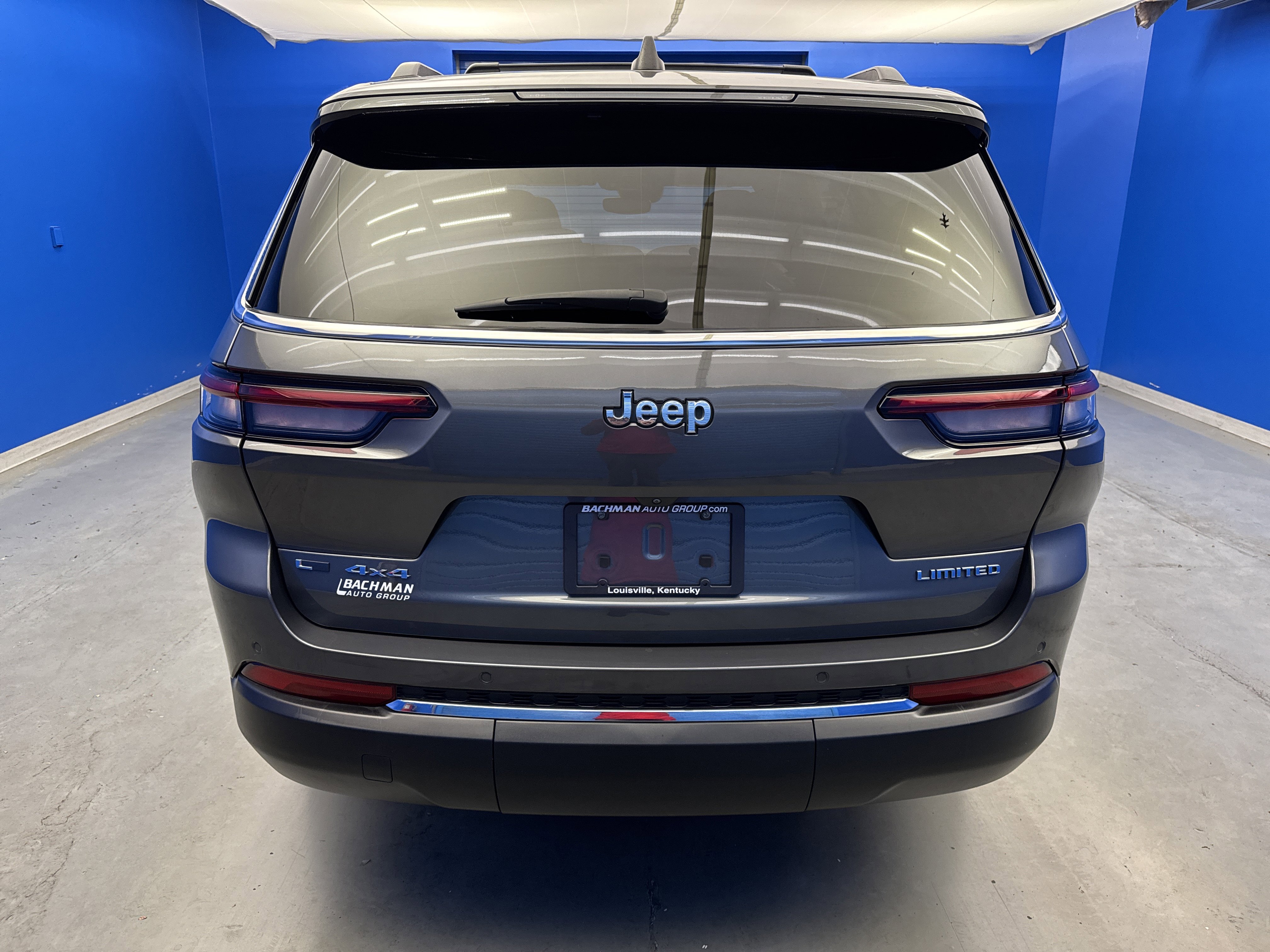 Used 2023 Jeep Grand Cherokee L Limited image 6