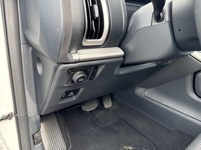 Used 2025 Ford Expedition Active AWD/4WD image 23