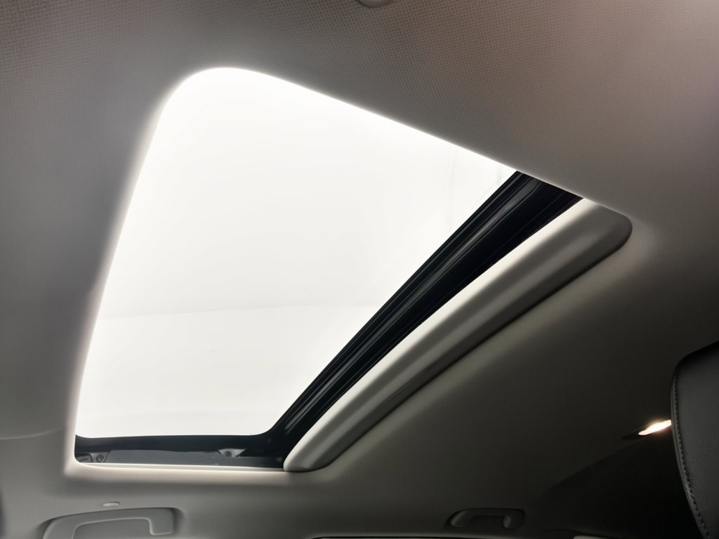 Used 2025 Honda CR-V EX-L image 27