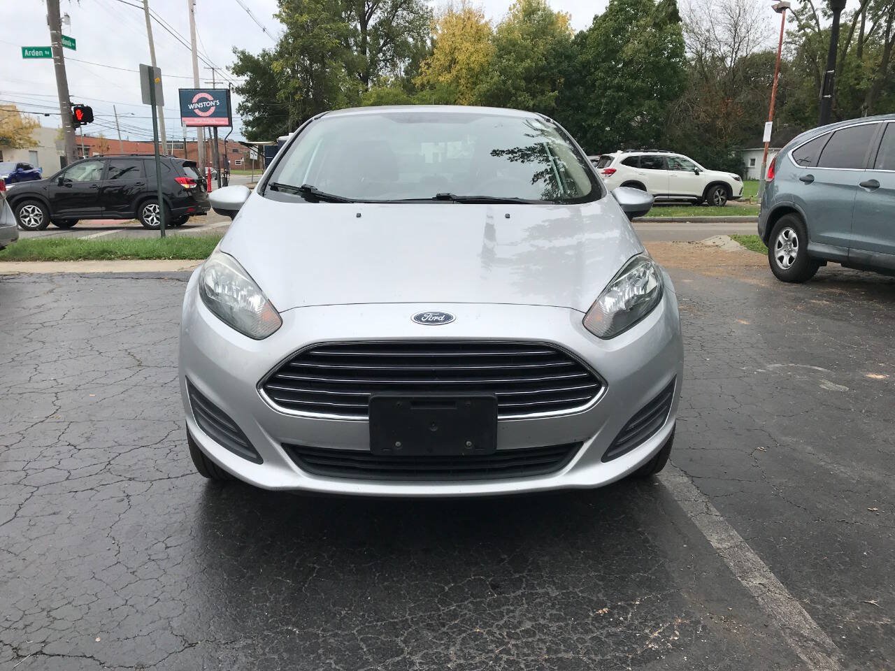 Used 2017 Ford Fiesta SE FWD image 3