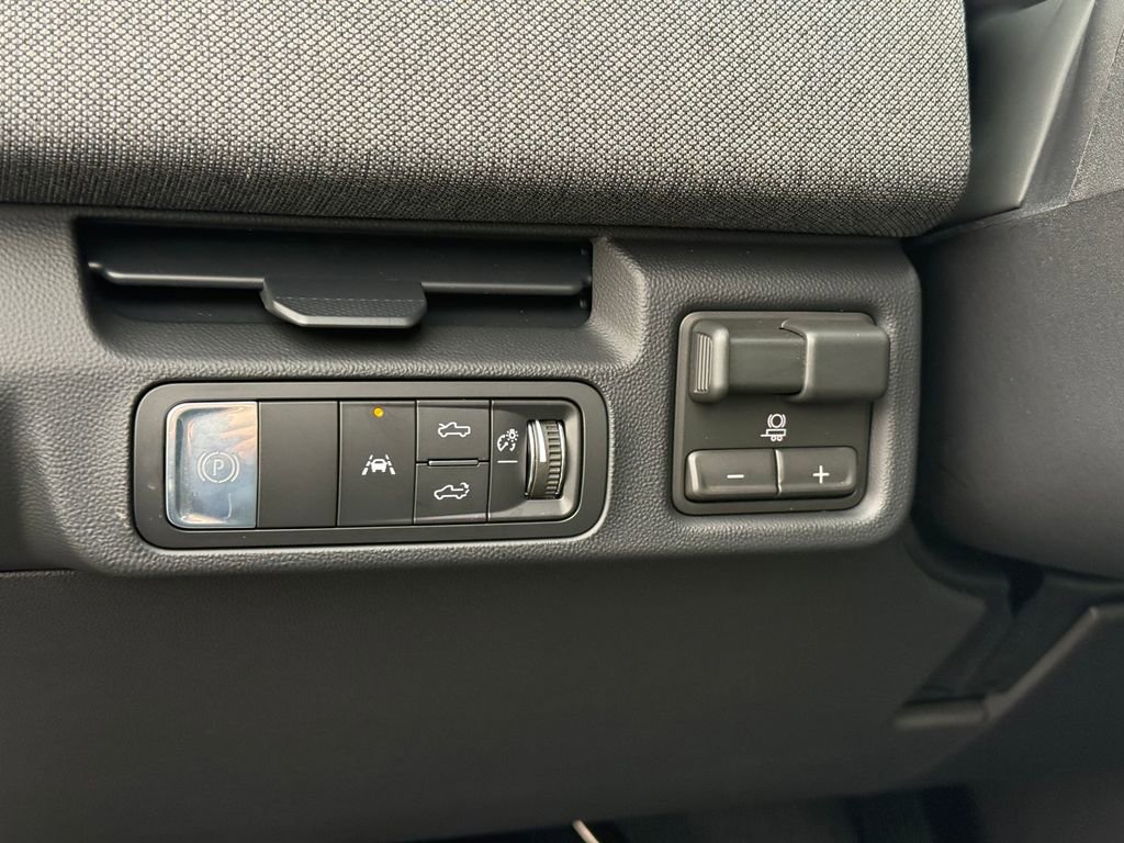 New 2026 GMC Sierra EV Elevation AWD/4WD image 15