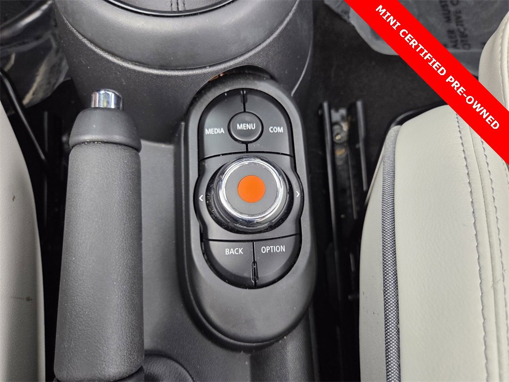 Used 2022 MINI Cooper S w/ Signature Upholstery Package image 26