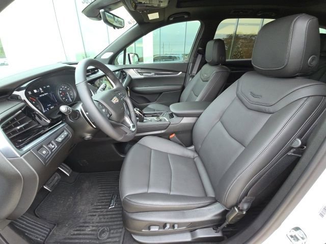 New 2025 Cadillac XT6 Sport w/ Technology Package image 11