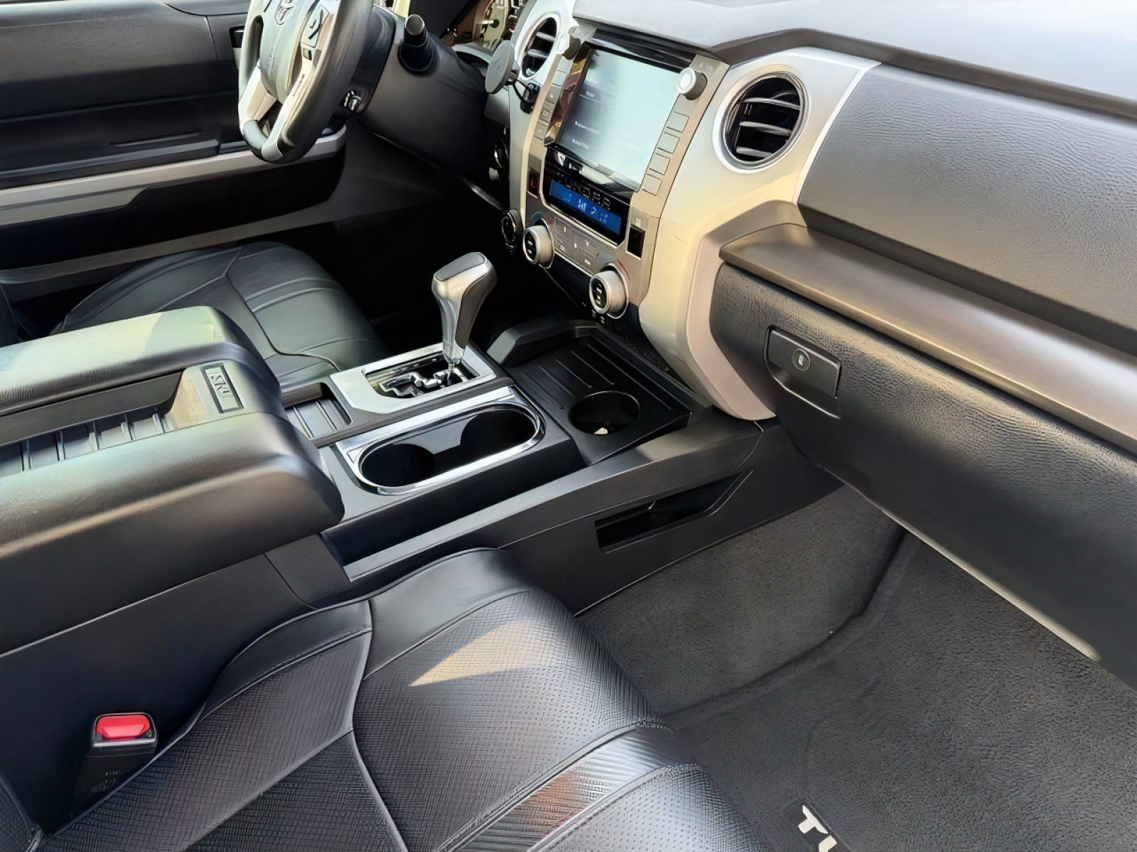 Used 2020 Toyota Tundra SR5 w/ TRD Sport Package AWD/4WD image 13