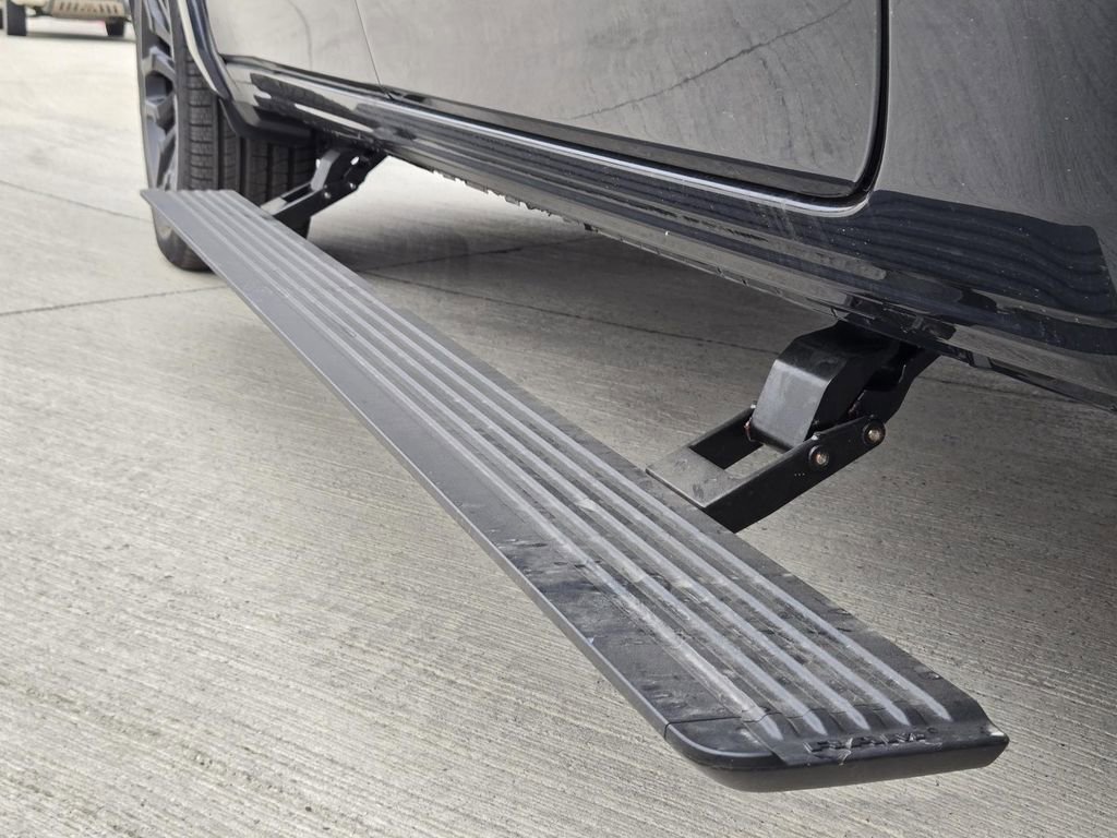 New 2026 RAM 1500 Limited image 8