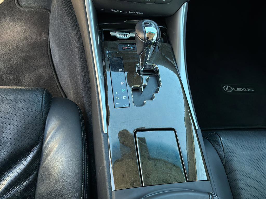 Used 2014 Lexus IS 250C w/ Luxury Package RWD image 24