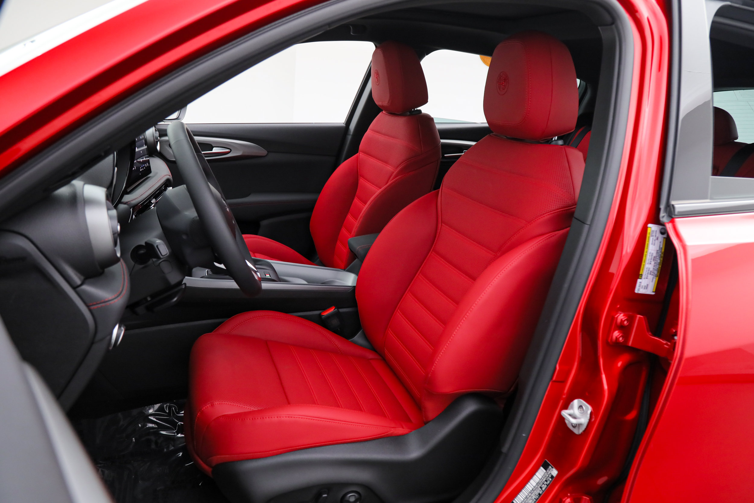 New 2026 Alfa Romeo Tonale w/ Red Premium Package AWD/4WD image 15