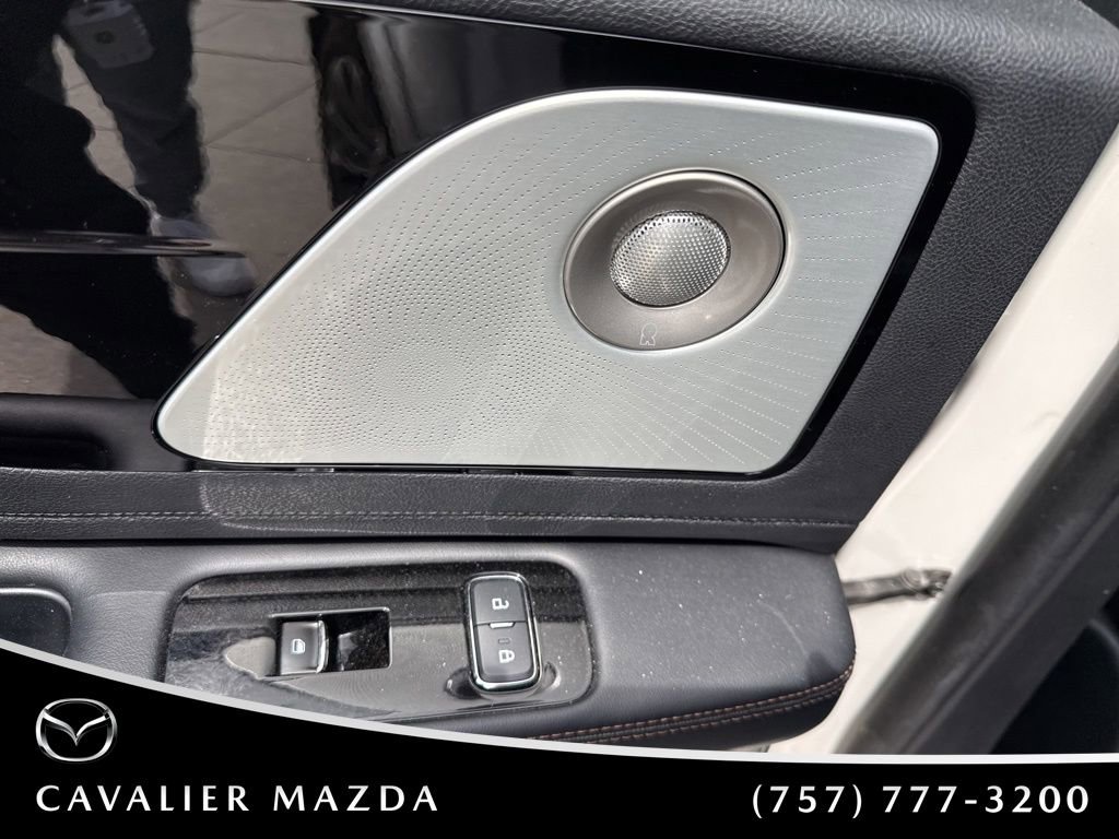 Used 2023 Lincoln Aviator Grand Touring w/ Equipment Group 301A AWD/4WD image 13