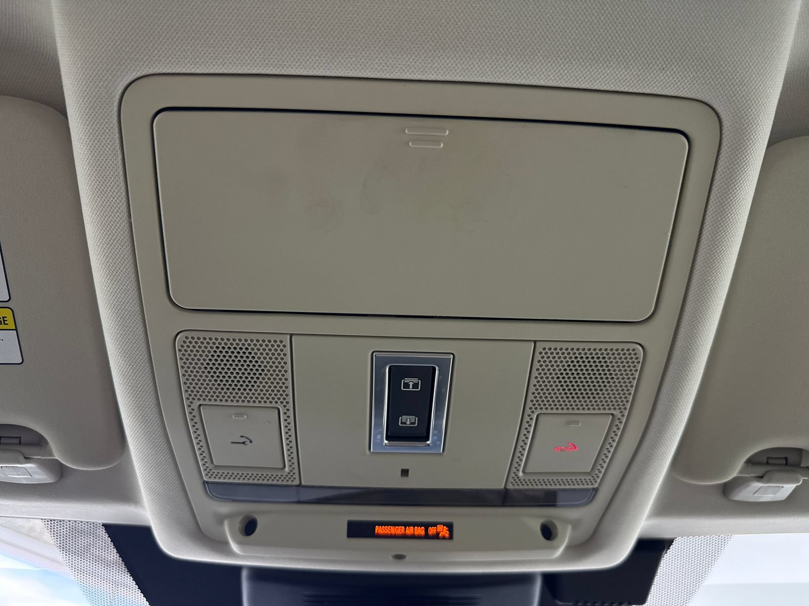 Used 2019 Land Rover Discovery Sport AWD/4WD image 34
