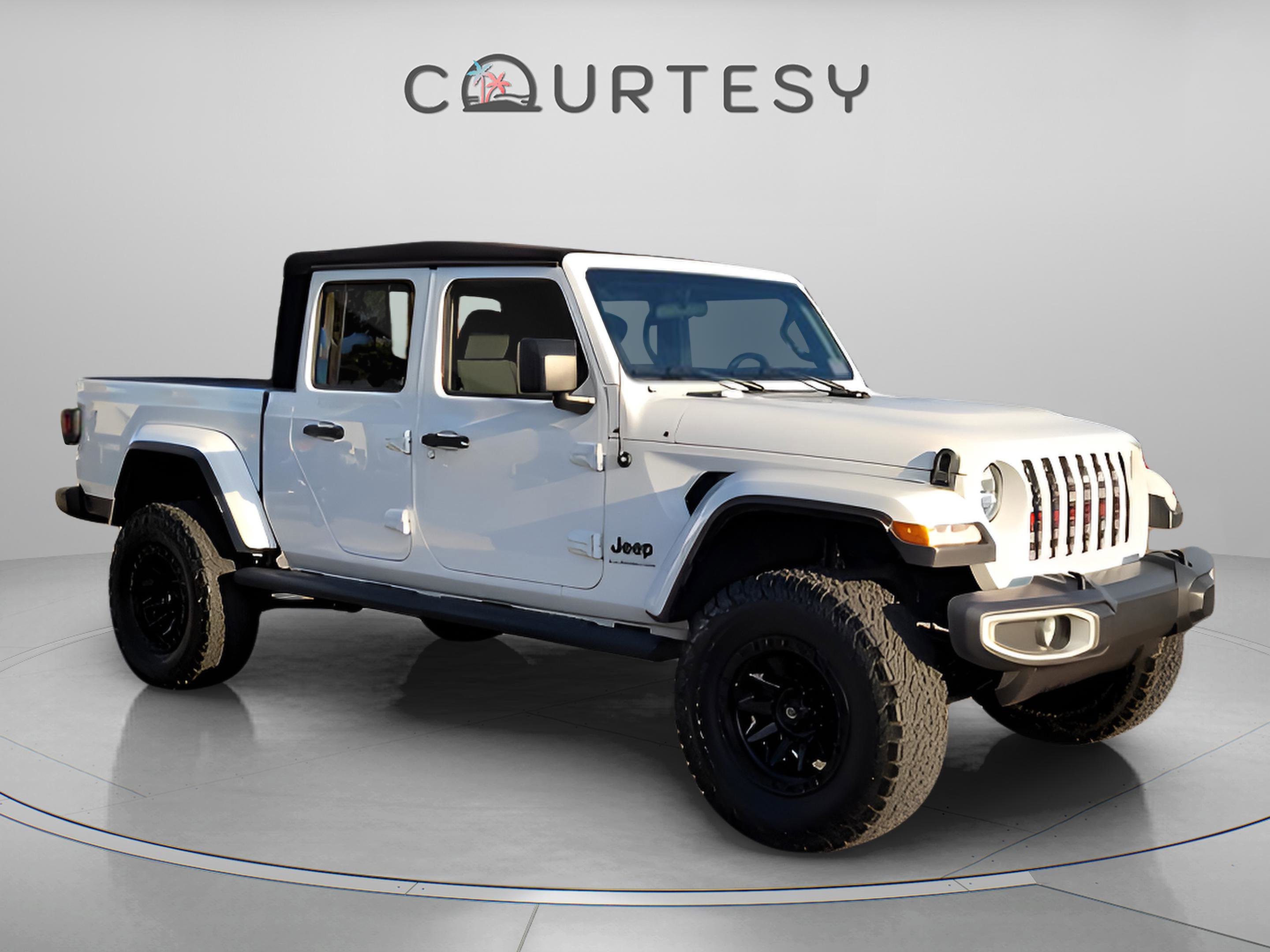 Used 2021 Jeep Gladiator Sport image 7