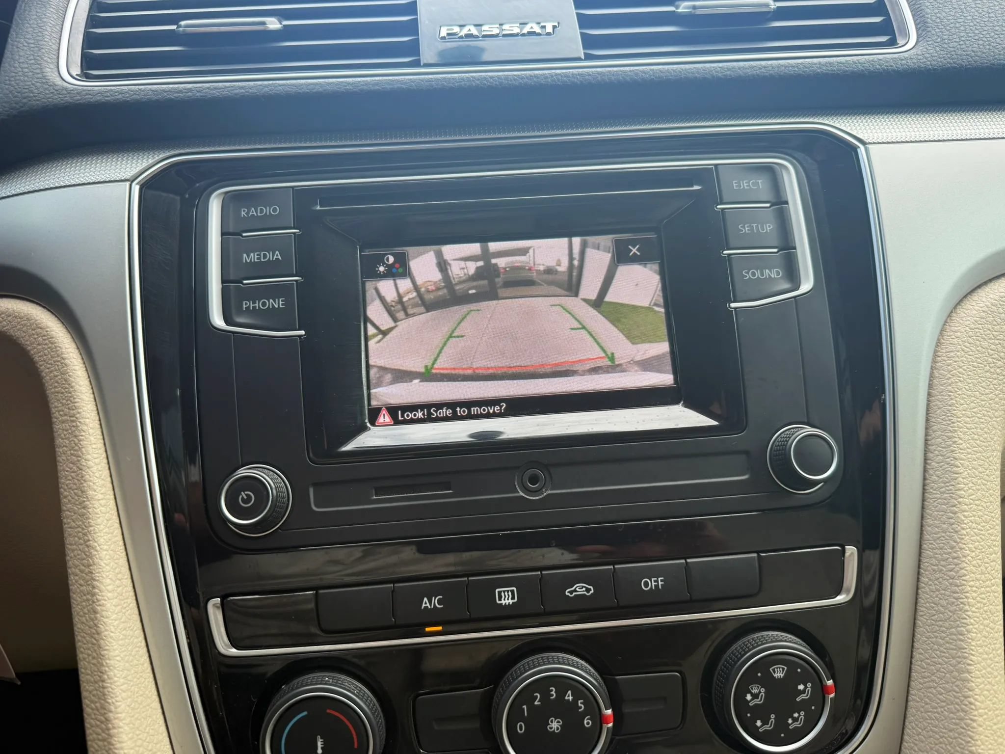 Used 2018 Volkswagen Passat 2.0T S FWD image 22