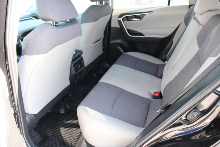 Certified 2022 Toyota RAV4 XLE image 14