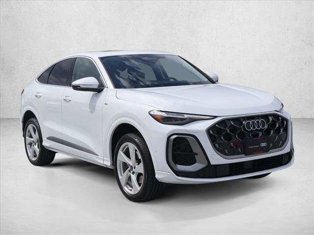 Certified 2025 Audi Q5 Premium Plus w/ Premium Plus AWD/4WD image 3