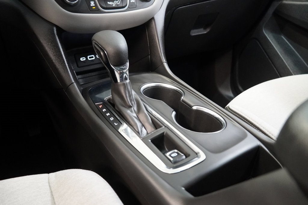 Used 2024 Chevrolet Equinox LS image 20