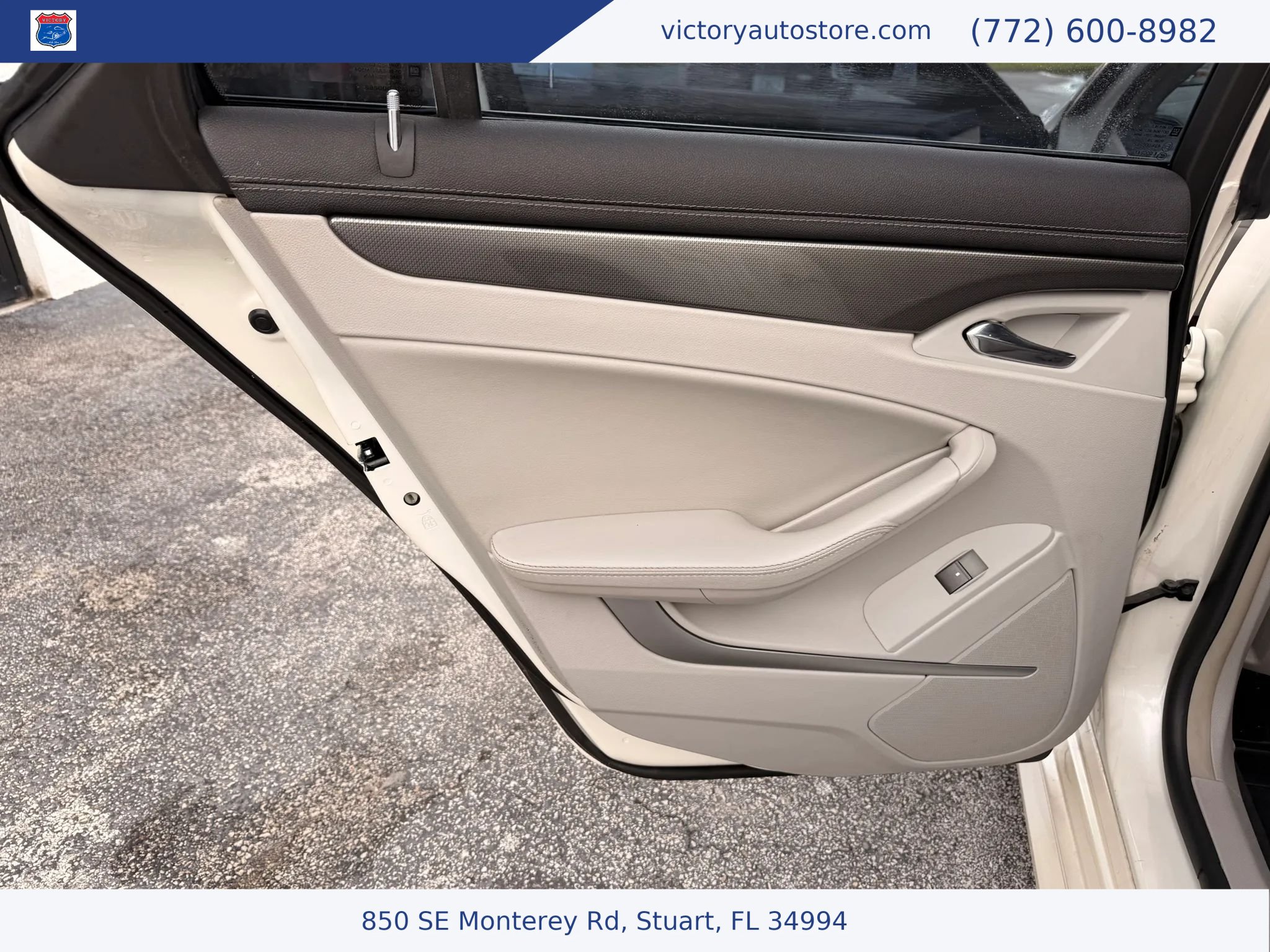 Used 2011 Cadillac CTS Sedan RWD image 19
