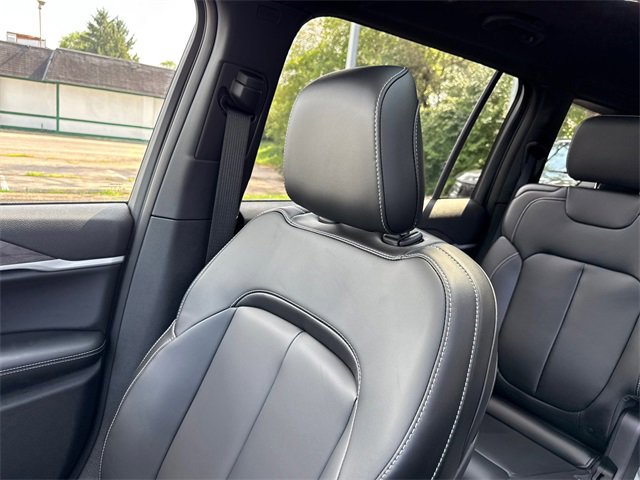 New 2025 Jeep Grand Cherokee L Limited w/ Trailer Tow Package image 24