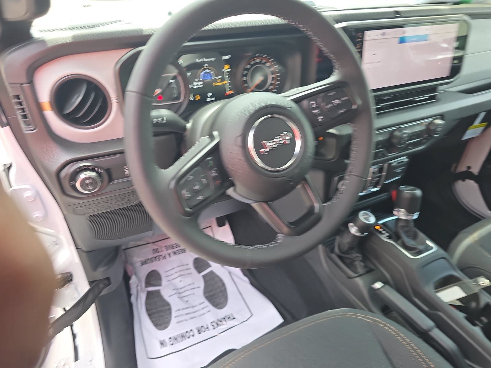 New 2026 Jeep Gladiator Sport AWD/4WD image 15
