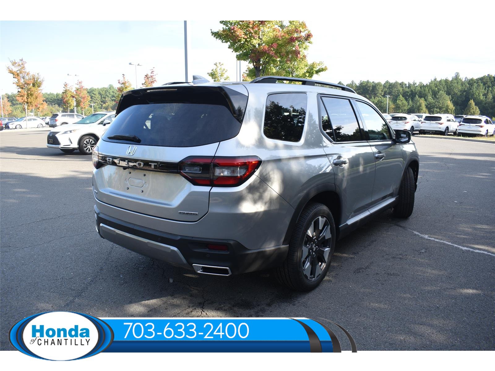 New 2026 Honda Pilot Touring image 7