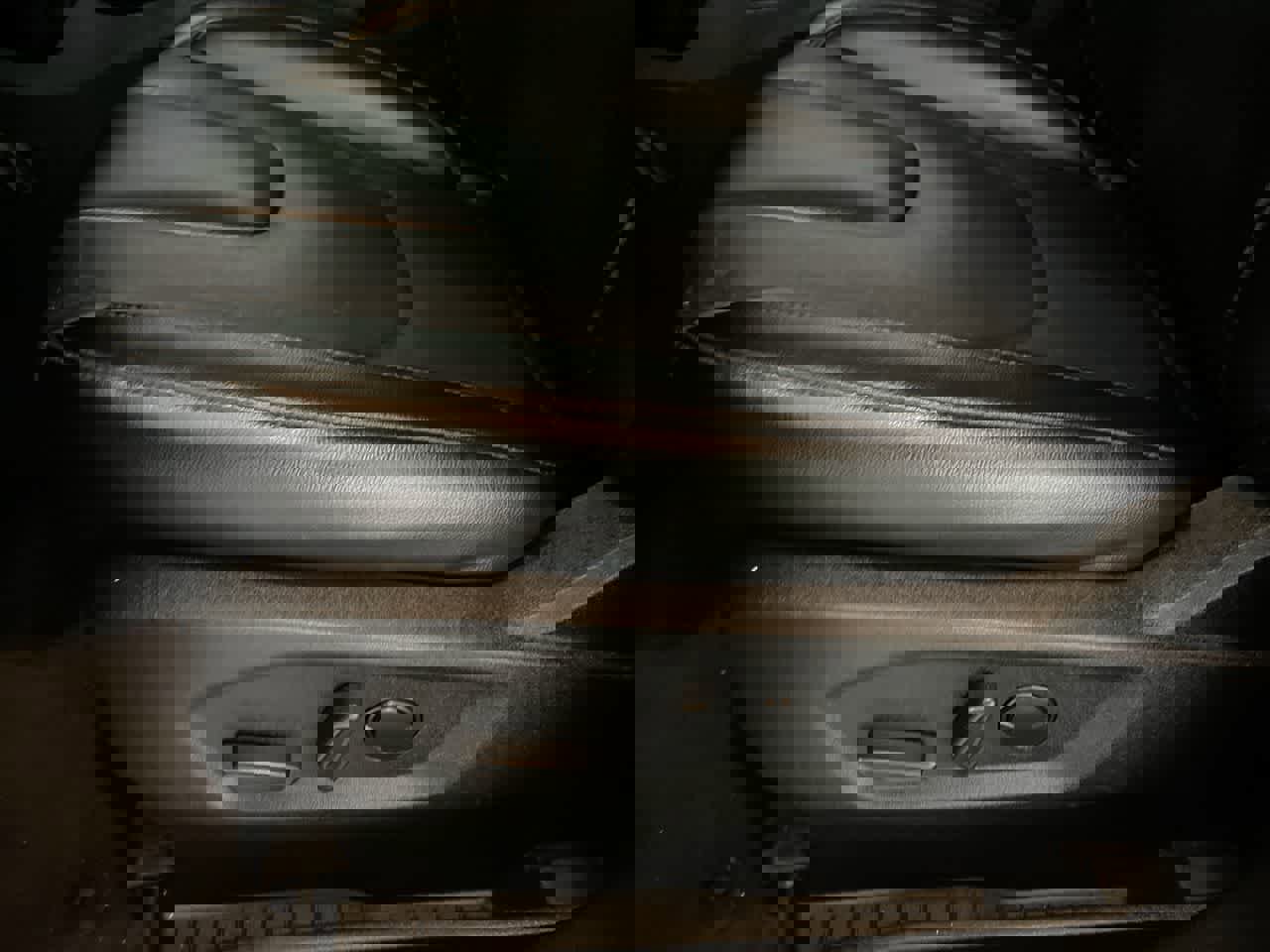 Used 2022 Ford Edge Titanium image 12