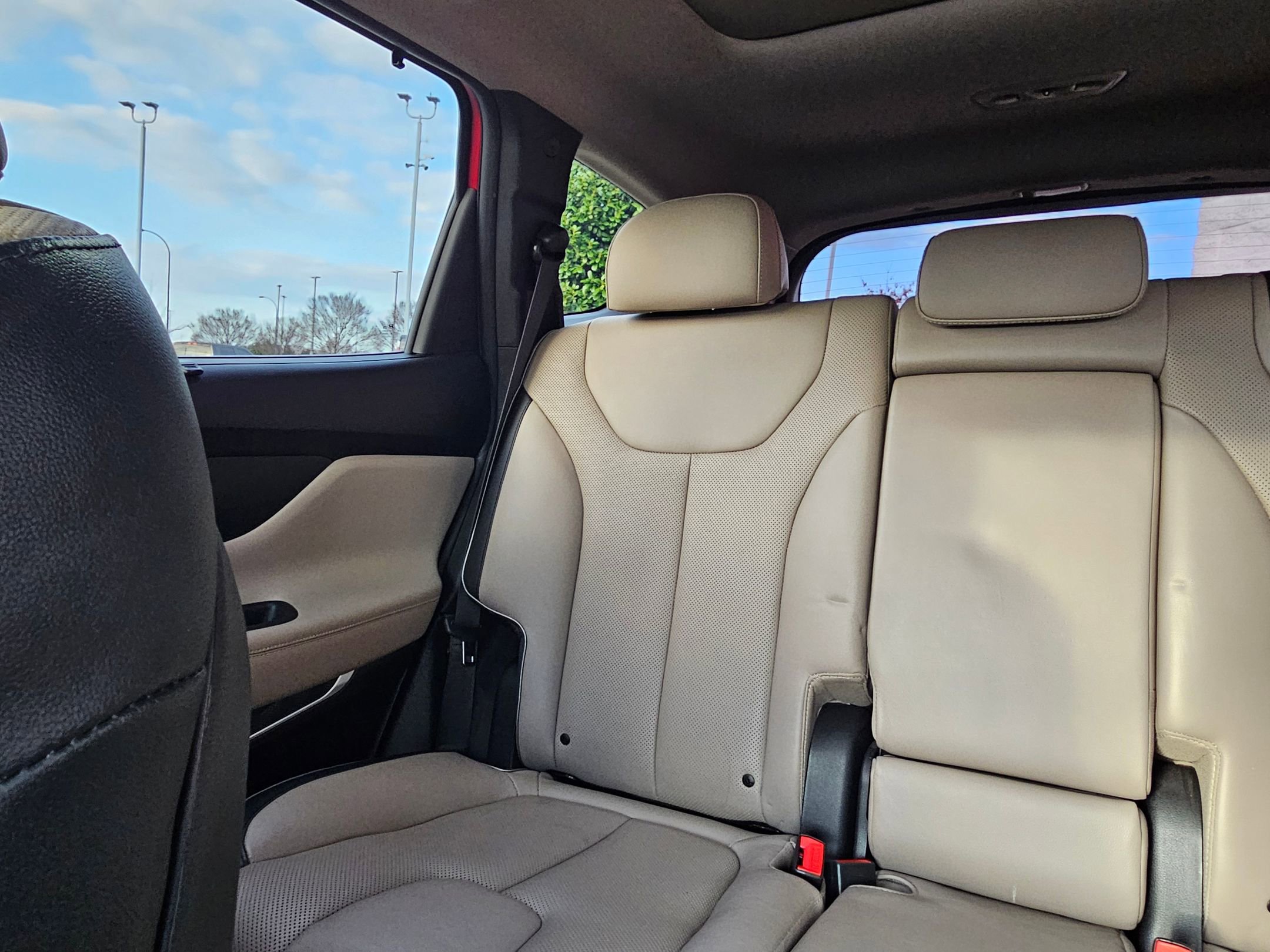 Used 2022 Hyundai Santa Fe Limited image 24