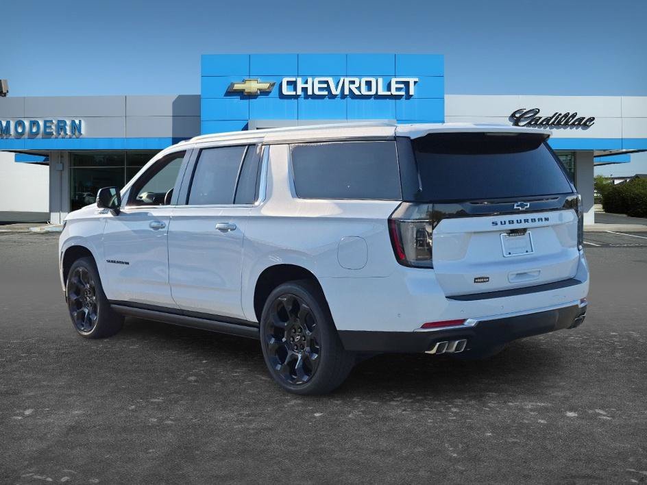 New 2026 Chevrolet Suburban High Country AWD/4WD image 3