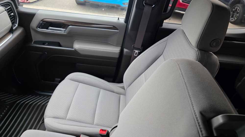 Used 2024 Chevrolet Silverado 1500 LT w/ All Star Edition Plus image 19