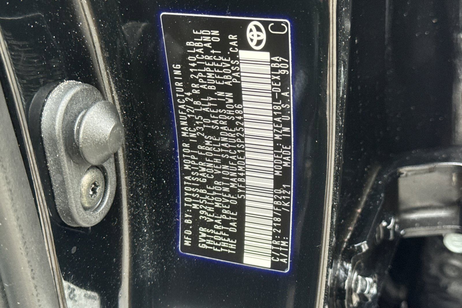 Used 2025 Toyota Corolla LE image 28