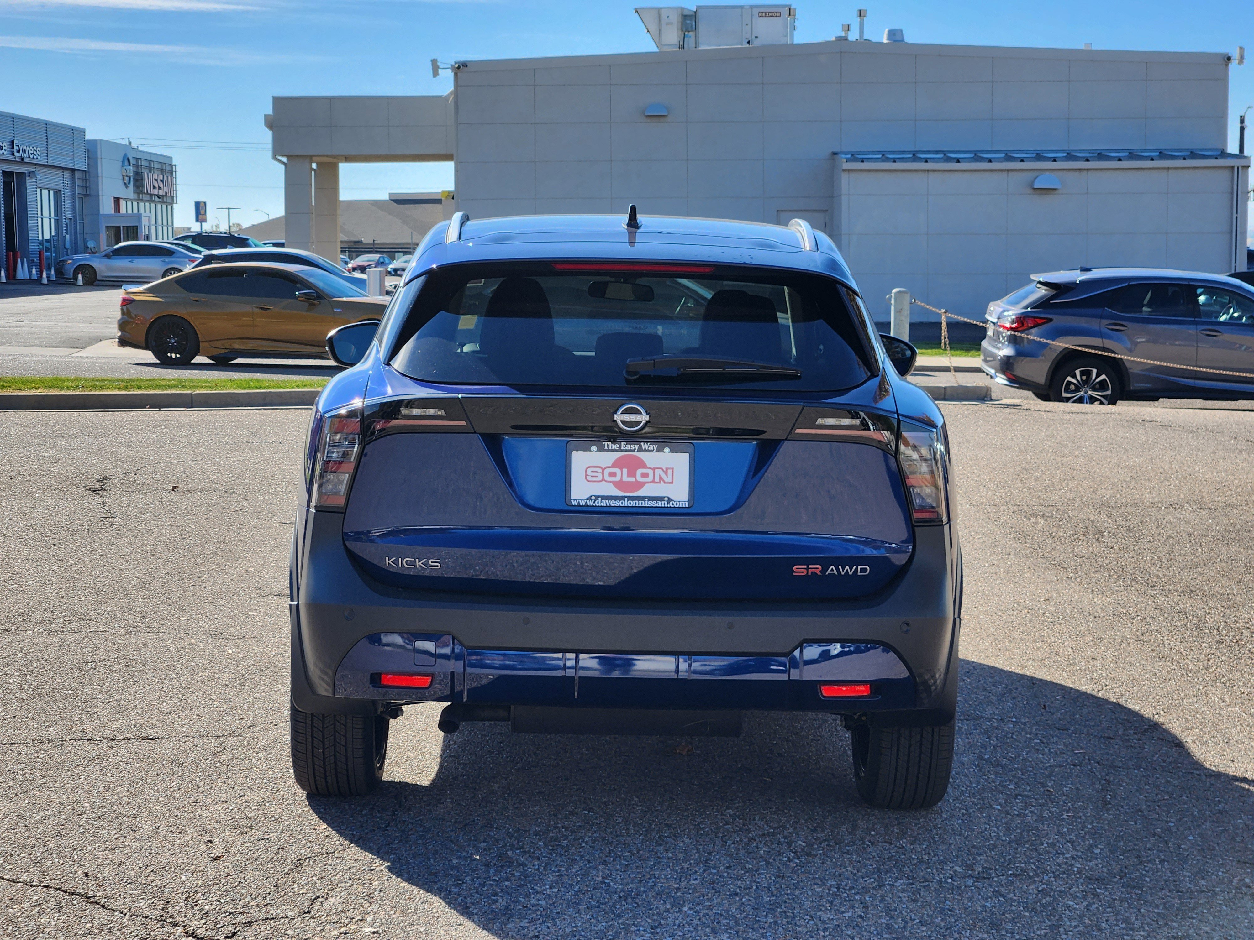 New 2026 Nissan Kicks SR w/ Cold Weather Package AWD/4WD image 4