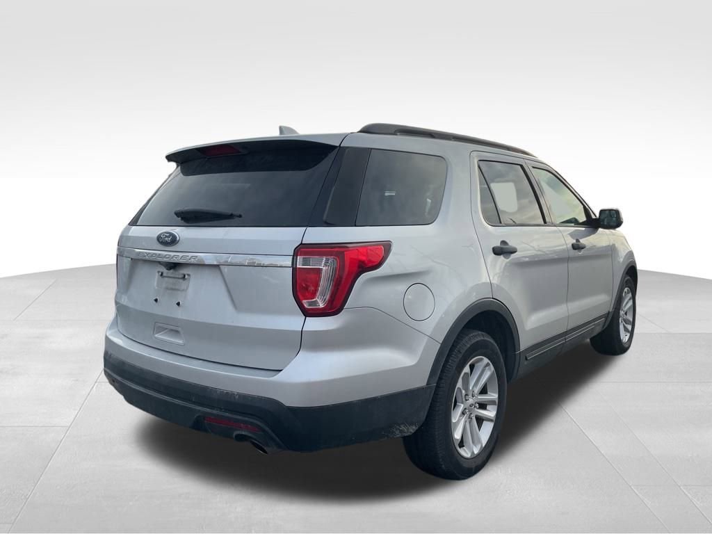 Used 2017 Ford Explorer FWD image 5