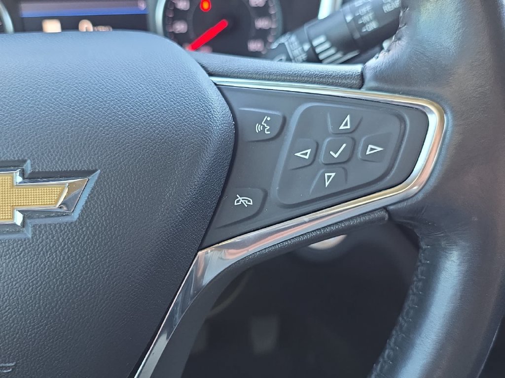 Used 2021 Chevrolet Equinox Premier FWD image 17