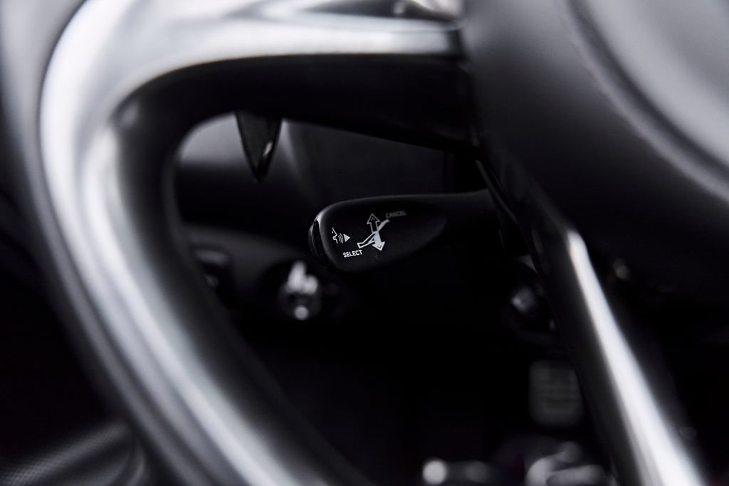 Used 2025 McLaren 750S Spider RWD image 59