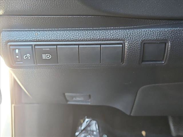 Used 2024 Toyota Corolla LE FWD image 16