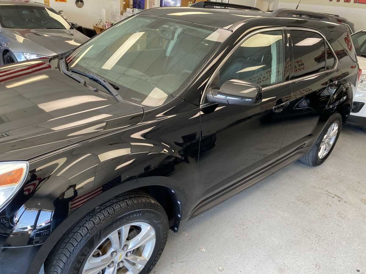 Used 2011 Chevrolet Equinox LT image 3