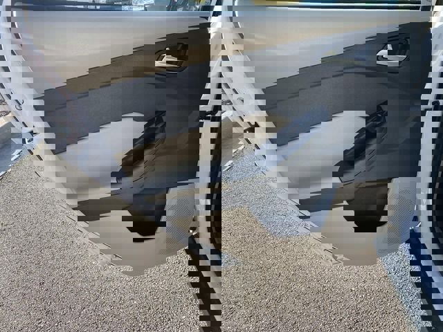 Certified 2018 Ford Focus SE image 14