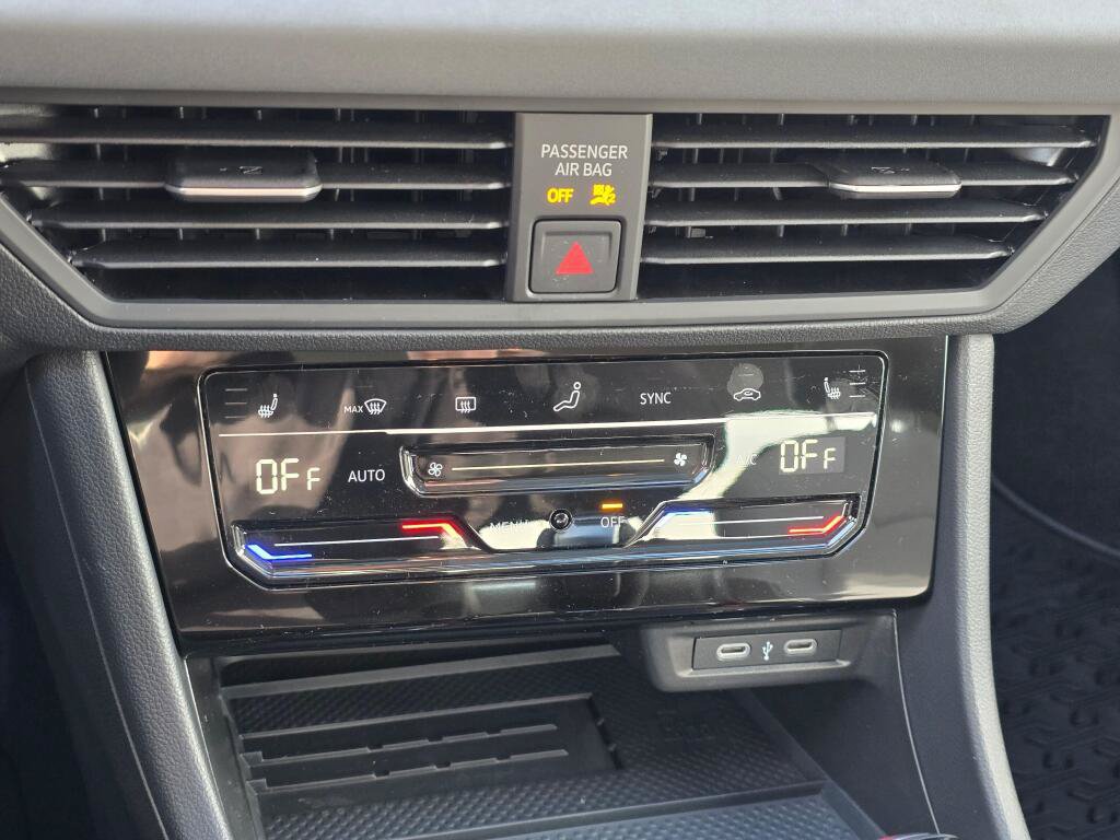 New 2026 Volkswagen Jetta SE FWD image 29