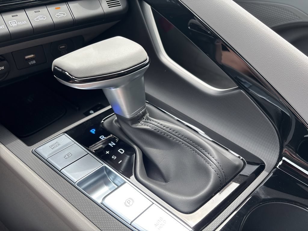 New 2025 Hyundai Elantra SEL FWD image 29