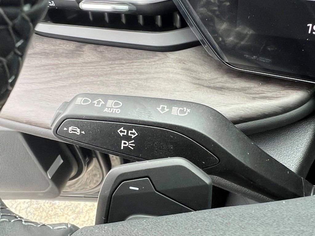 New 2025 Audi Q5 2.0T Premium Plus image 28