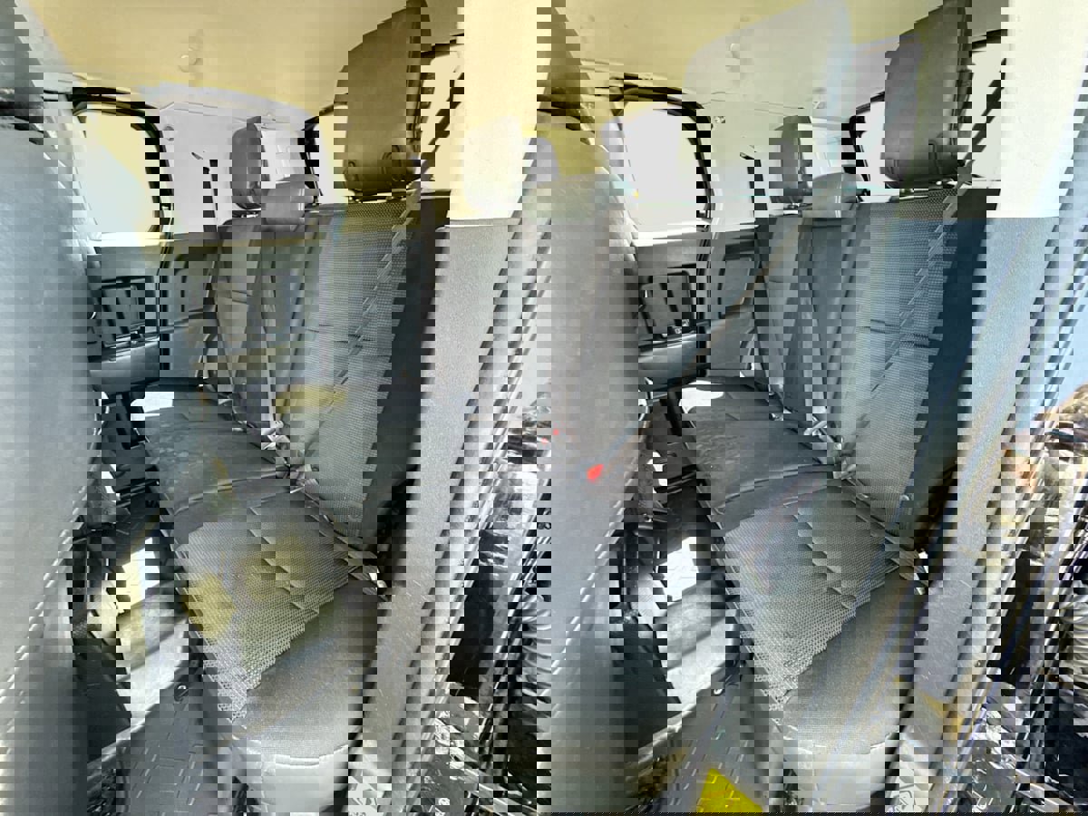 Used 2013 Toyota FJ Cruiser 4WD image 23