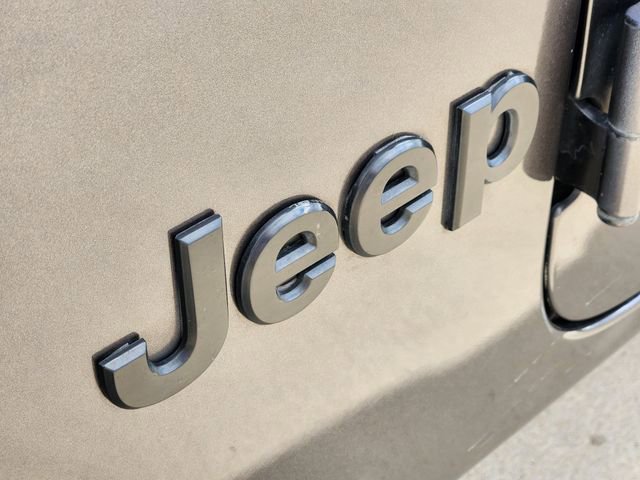 Used 2022 Jeep Wrangler Unlimited Sport image 10