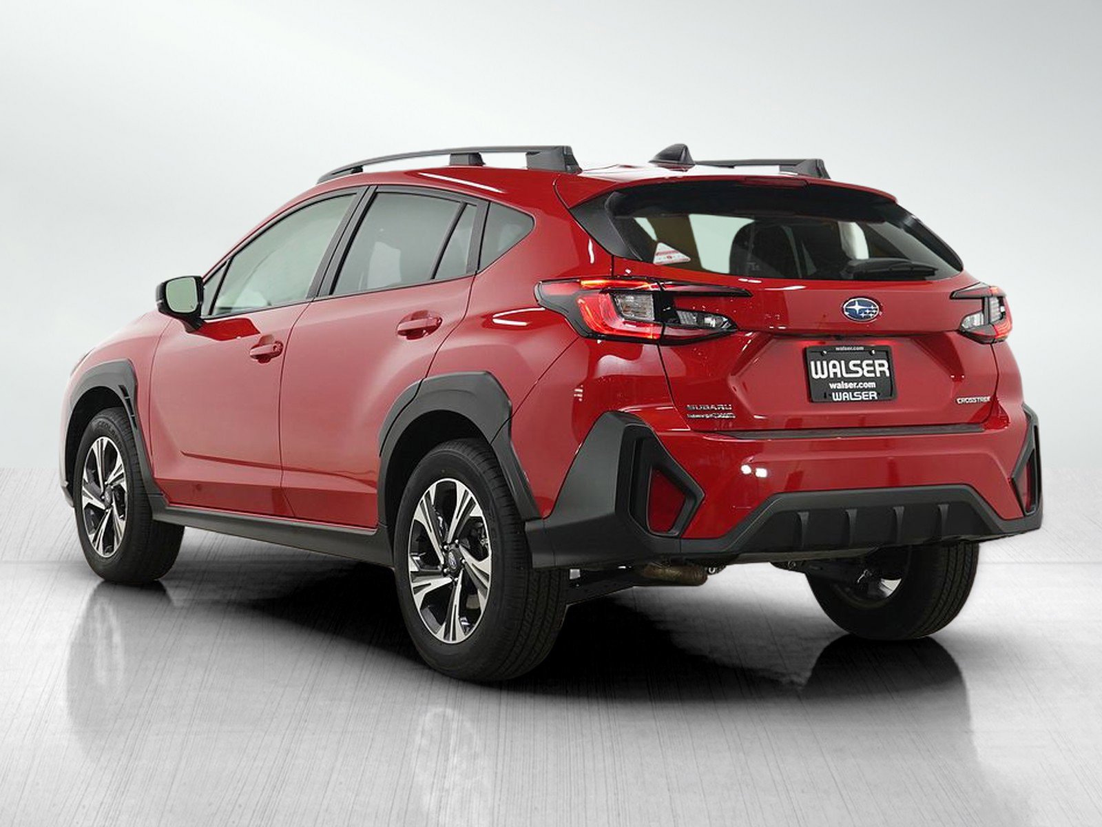 Used 2024 Subaru Crosstrek 2.0i Premium AWD/4WD image 3