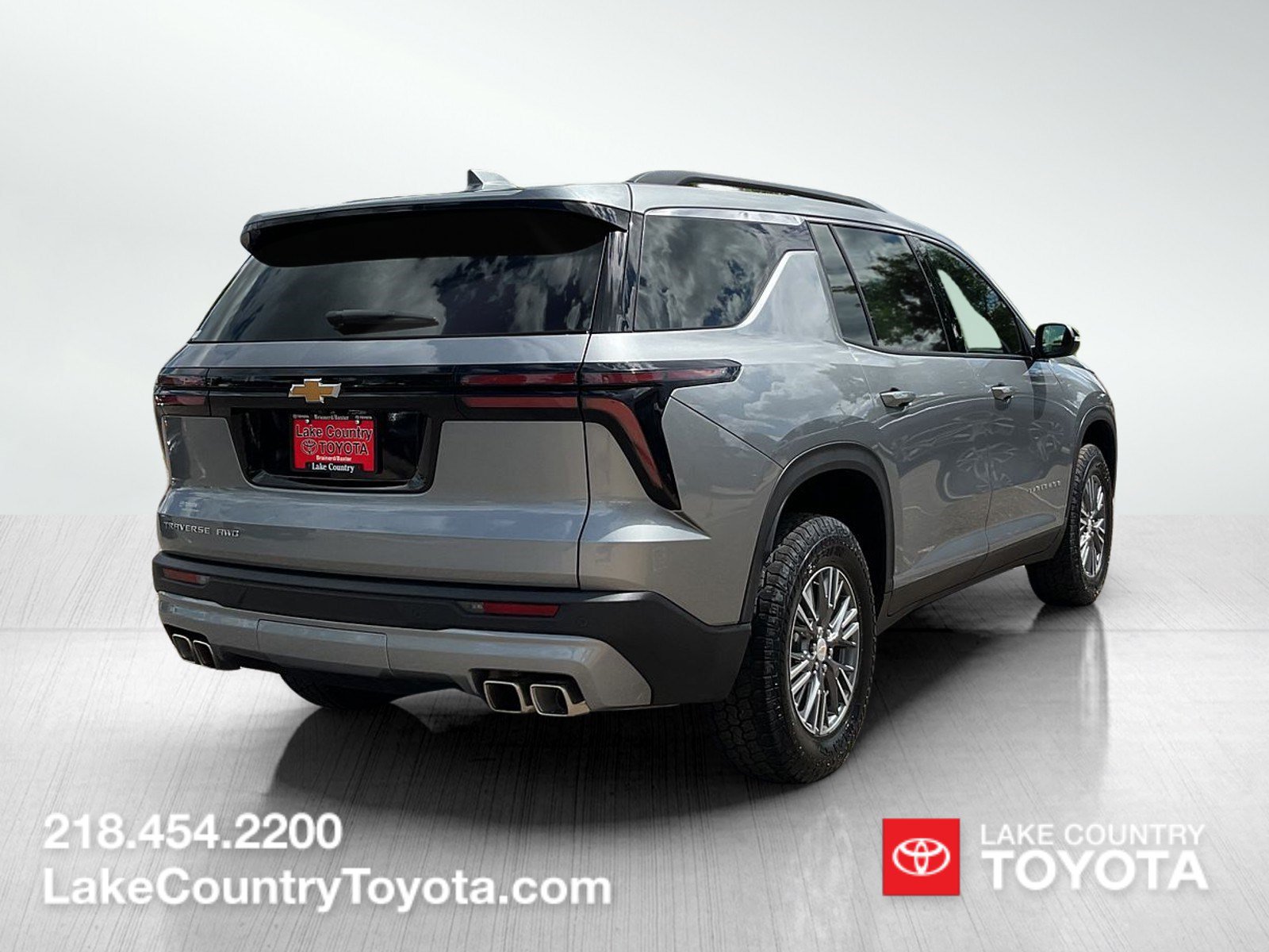 Used 2026 Chevrolet Traverse LT AWD/4WD image 5