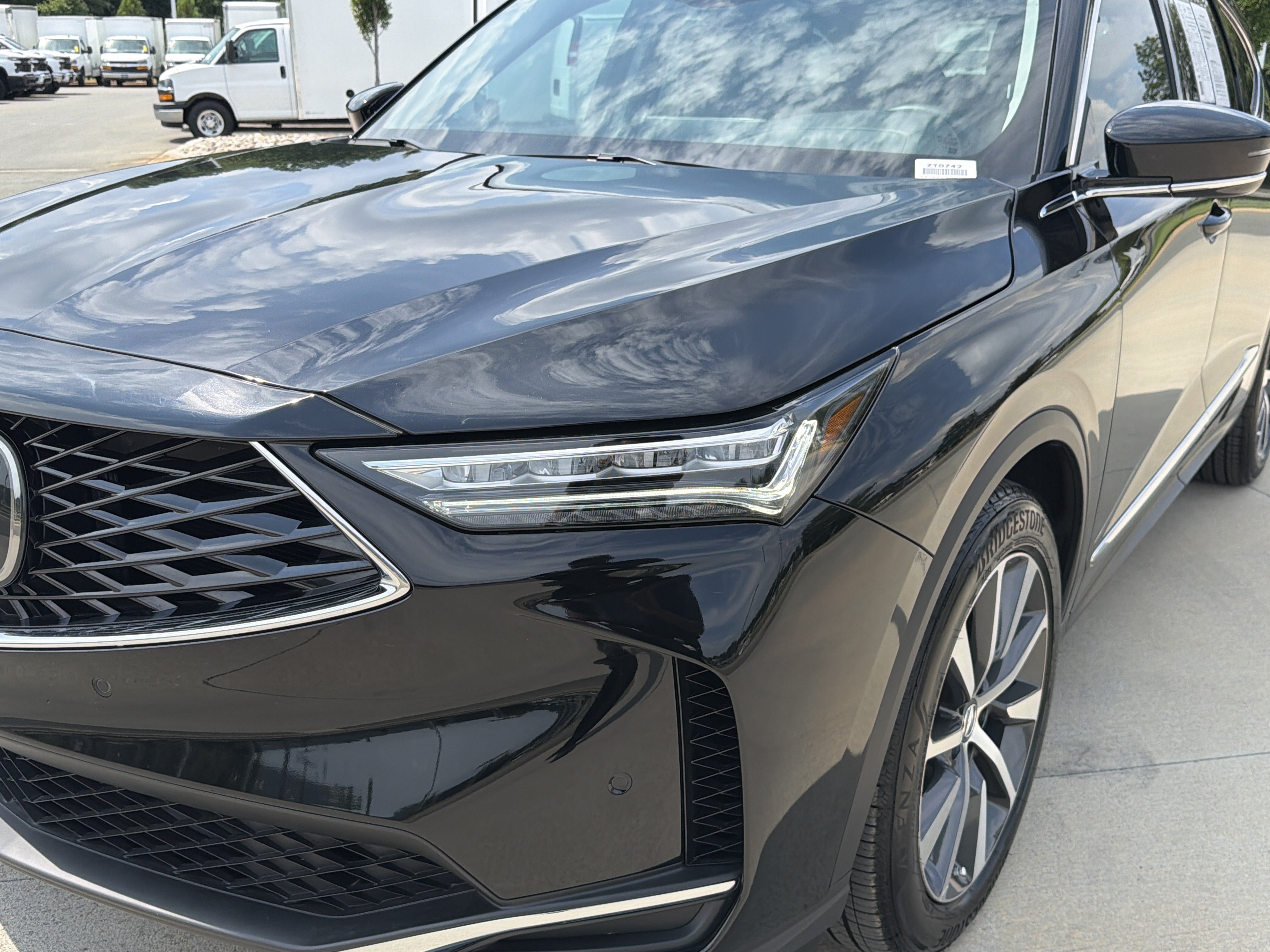 Certified 2026 Acura MDX w/ Technology Package FWD image 6