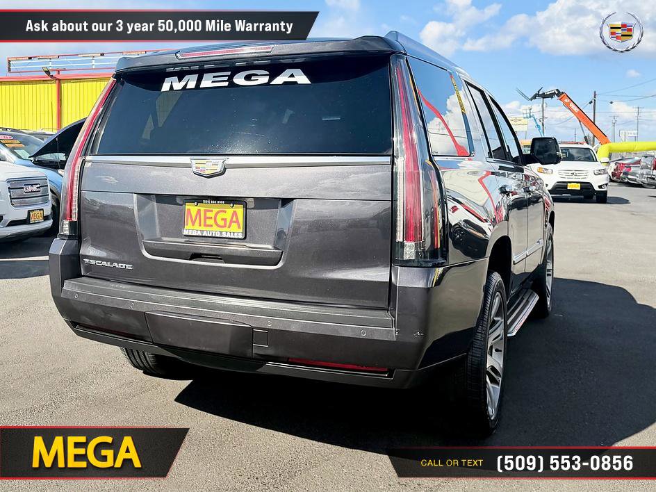 Used 2016 Cadillac Escalade Luxury AWD/4WD image 11