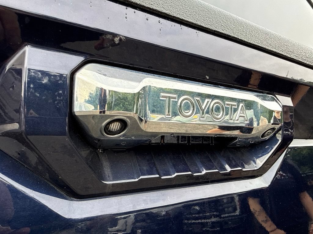 Used 2022 Toyota Tundra Capstone AWD/4WD image 16