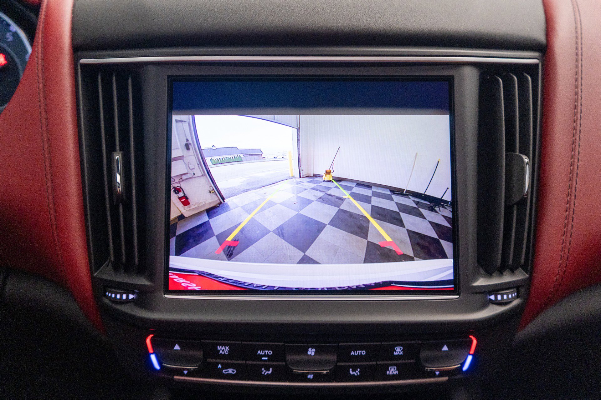 Used 2022 Maserati Levante Modena image 39